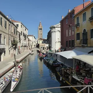 Sestiere Dorsoduro Venezia, A Due Passi Dal Ponte Dei Pugni Apartamento Venecia